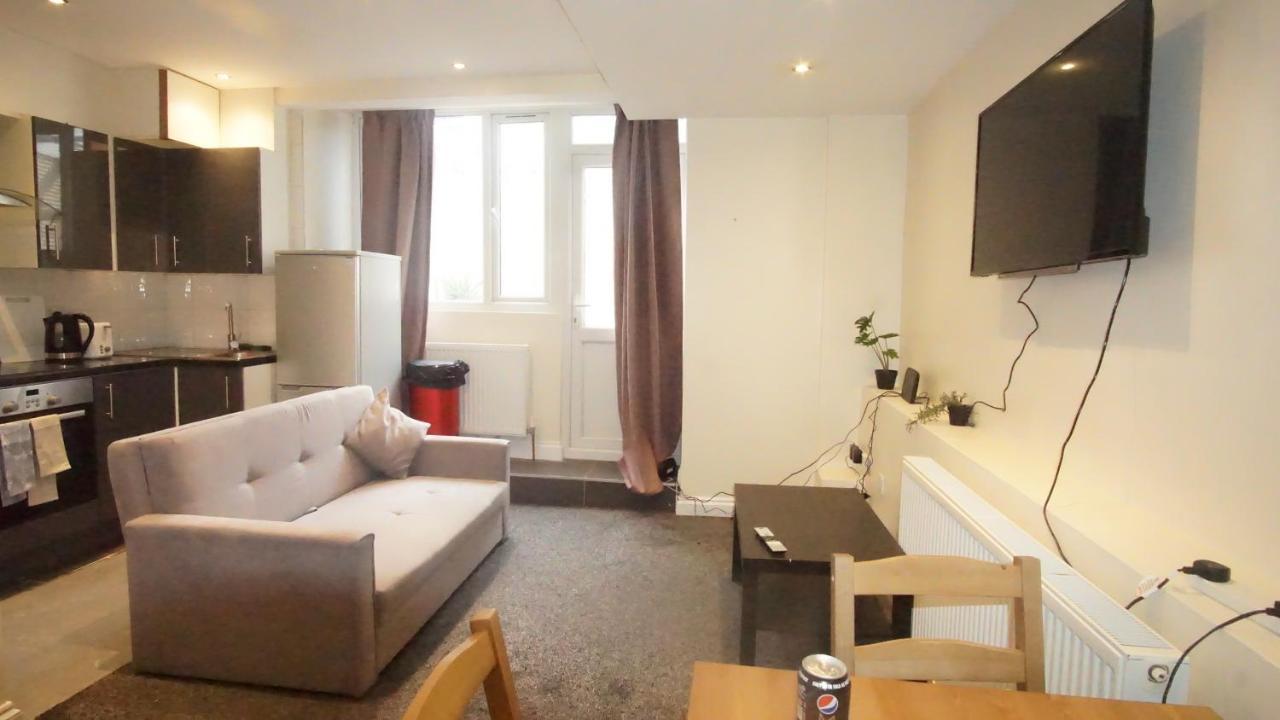 Evergreen Apartments-Flat 7, Londra Exterior foto