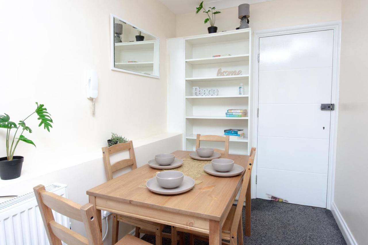 Evergreen Apartments-Flat 7, Londra Exterior foto