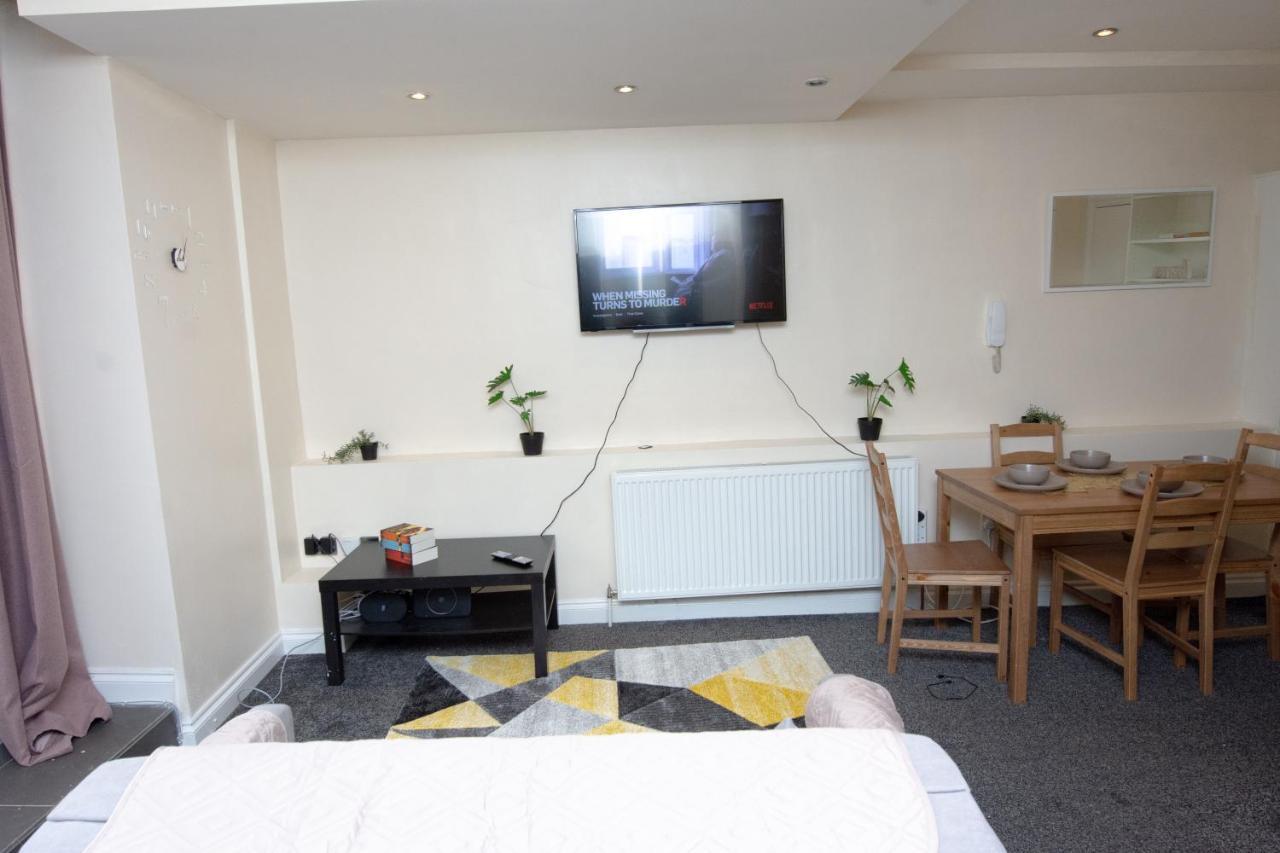 Evergreen Apartments-Flat 7, Londra Exterior foto
