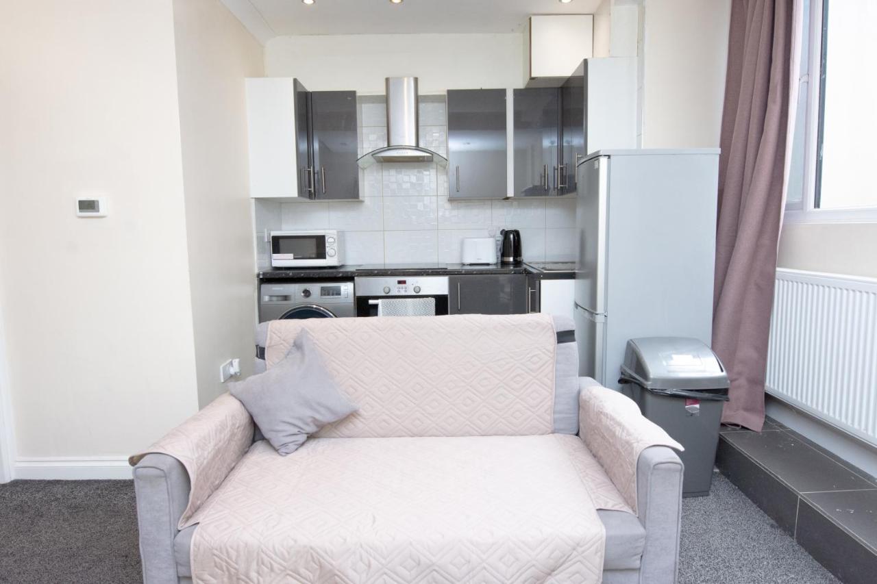 Evergreen Apartments-Flat 7, Londra Exterior foto